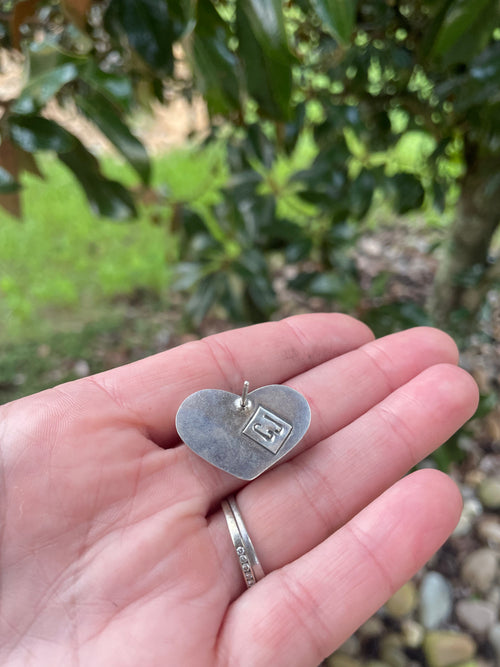 Campitos Heart Studs